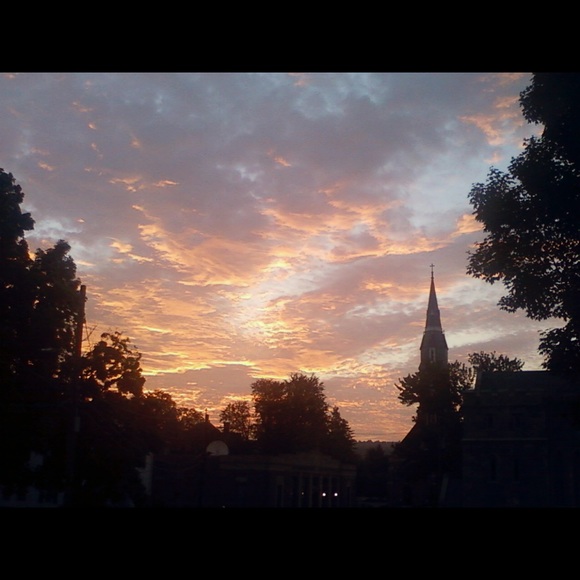 Meet your Posher, Lisa - Picture 1 of 1